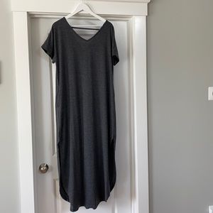 Grey Shortsleeve Maxi Dress